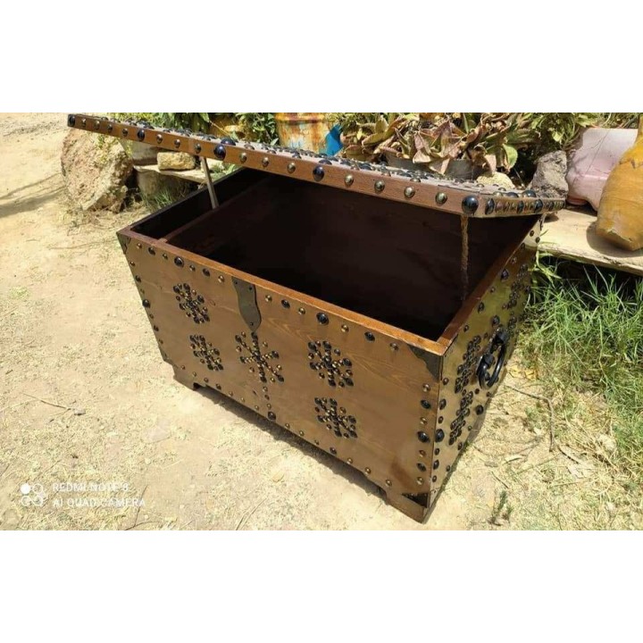 Coffre à bagages en bois massif