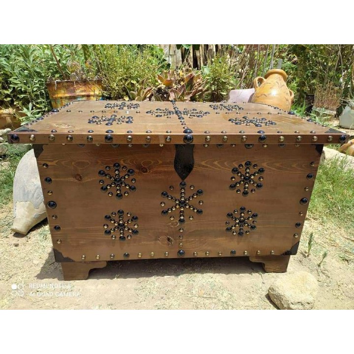 Coffre à bagages en bois massif